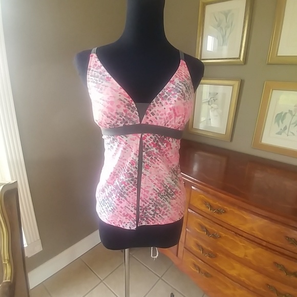 FREE COUNTRY Swim Top - Picture 1 of 4